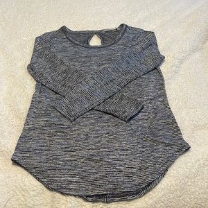 Athleta long sleeve top
